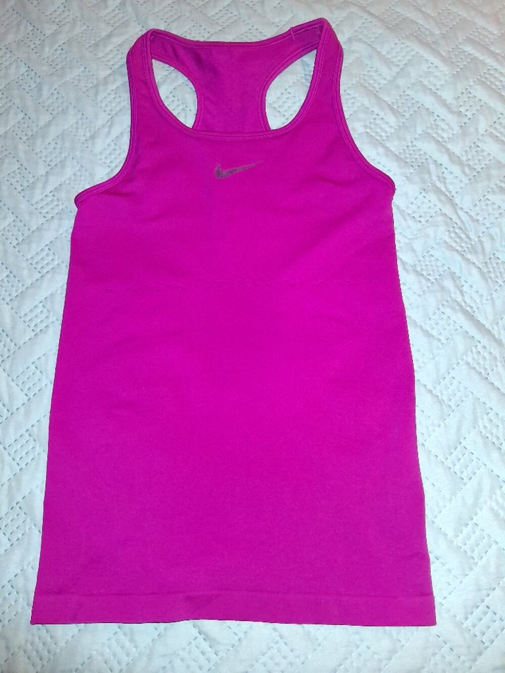 Like new! Nike Dri-fit workout tank-size M